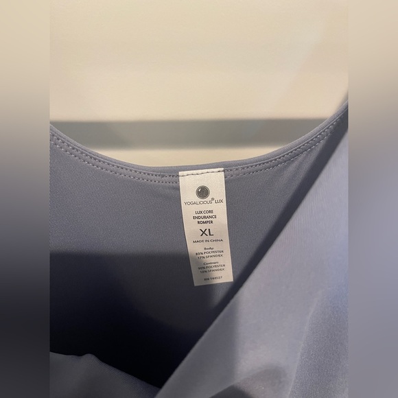 YOGALICIOUS Lux Core Endurance Romper New Never worn XL - Picture 2 of 3